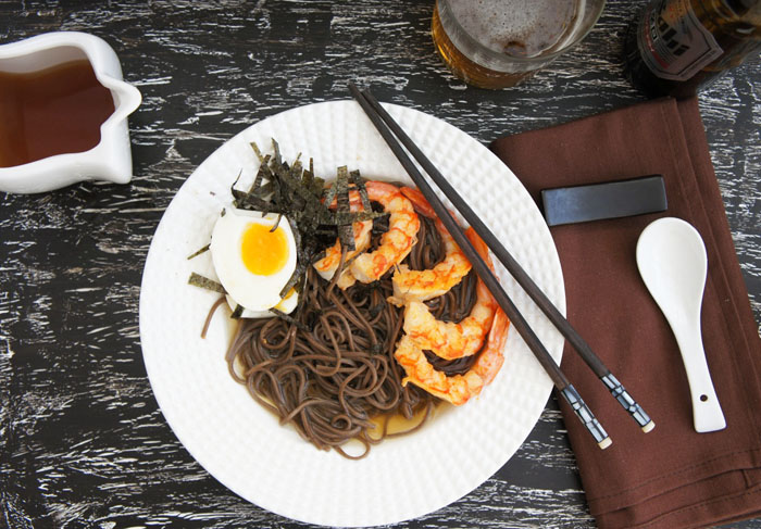 Caldo de dashi con fideos soba – Sabor Oriental